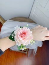 Load image into Gallery viewer, Wrist Corsage in Blush &amp; White
